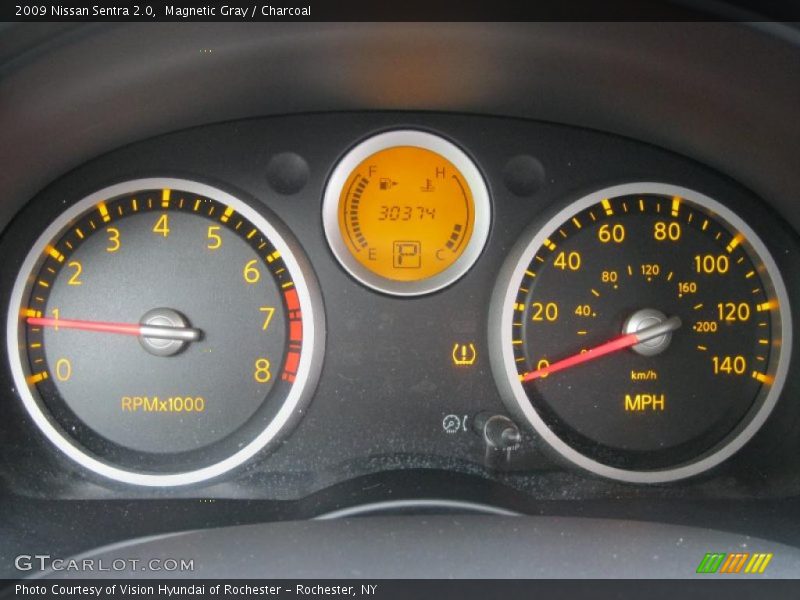 Magnetic Gray / Charcoal 2009 Nissan Sentra 2.0