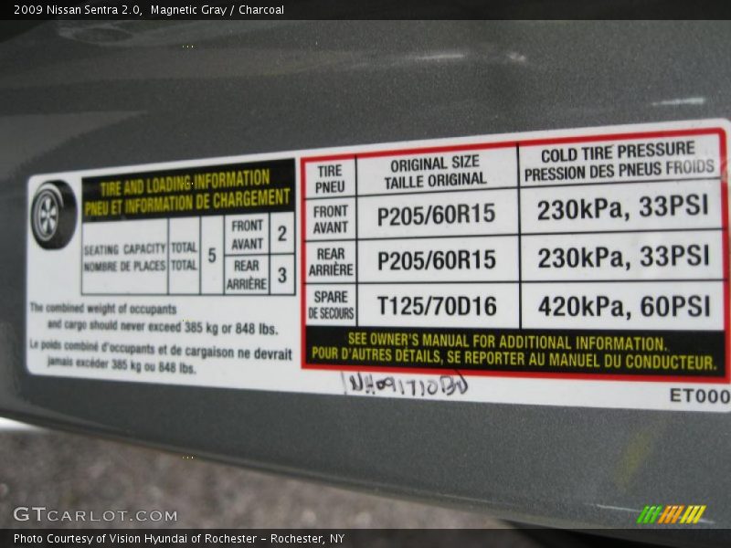Magnetic Gray / Charcoal 2009 Nissan Sentra 2.0
