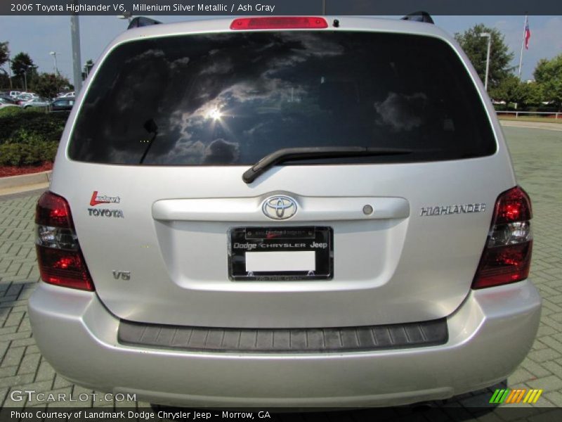 Millenium Silver Metallic / Ash Gray 2006 Toyota Highlander V6
