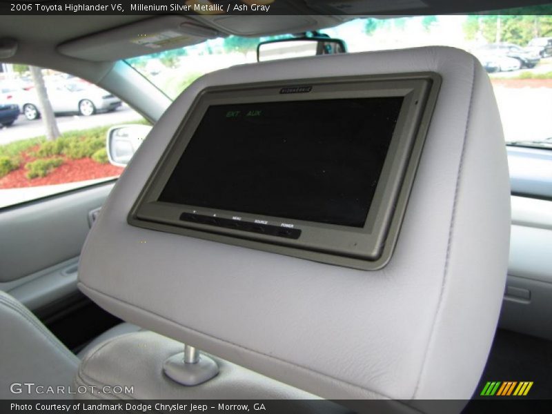 Millenium Silver Metallic / Ash Gray 2006 Toyota Highlander V6