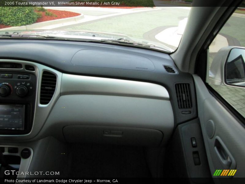 Millenium Silver Metallic / Ash Gray 2006 Toyota Highlander V6