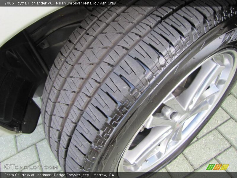 Millenium Silver Metallic / Ash Gray 2006 Toyota Highlander V6