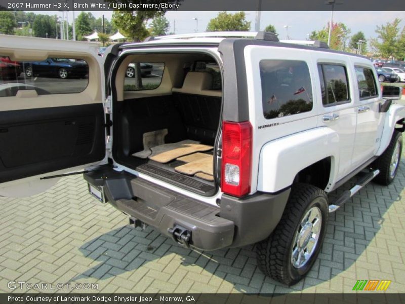 Birch White / Light Cashmere/Ebony 2007 Hummer H3 X