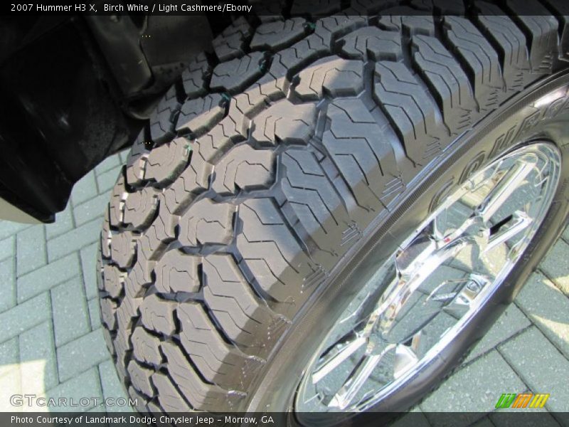 Birch White / Light Cashmere/Ebony 2007 Hummer H3 X