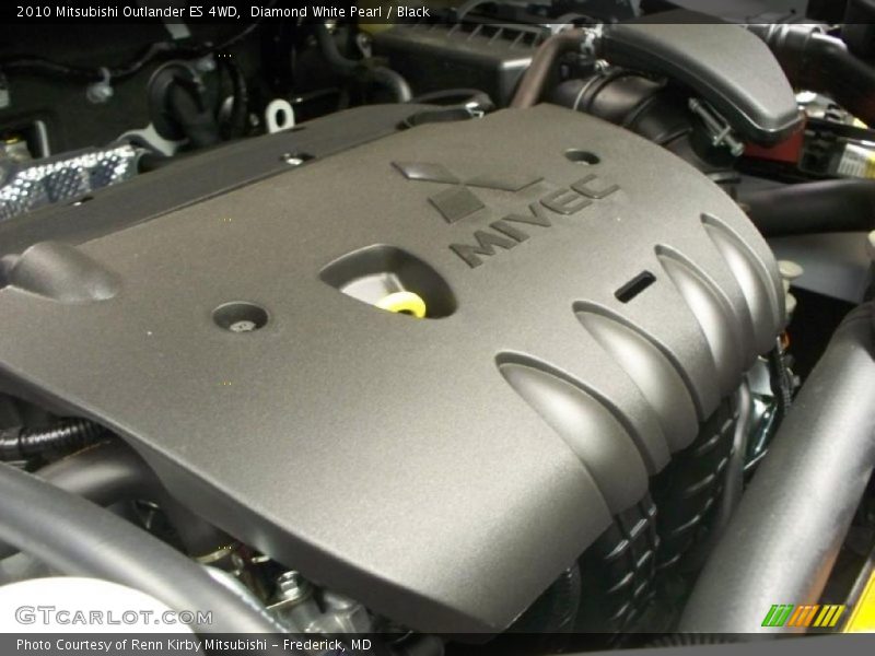 Diamond White Pearl / Black 2010 Mitsubishi Outlander ES 4WD