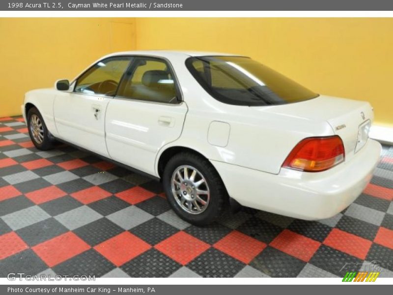 Cayman White Pearl Metallic / Sandstone 1998 Acura TL 2.5