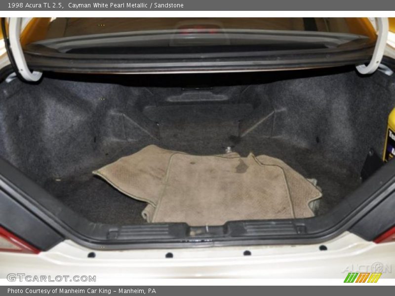 Cayman White Pearl Metallic / Sandstone 1998 Acura TL 2.5