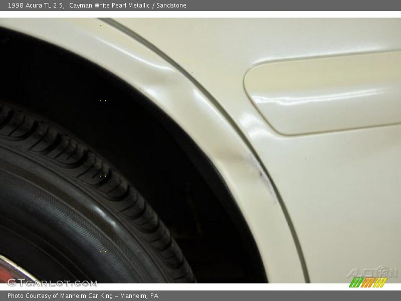 Cayman White Pearl Metallic / Sandstone 1998 Acura TL 2.5