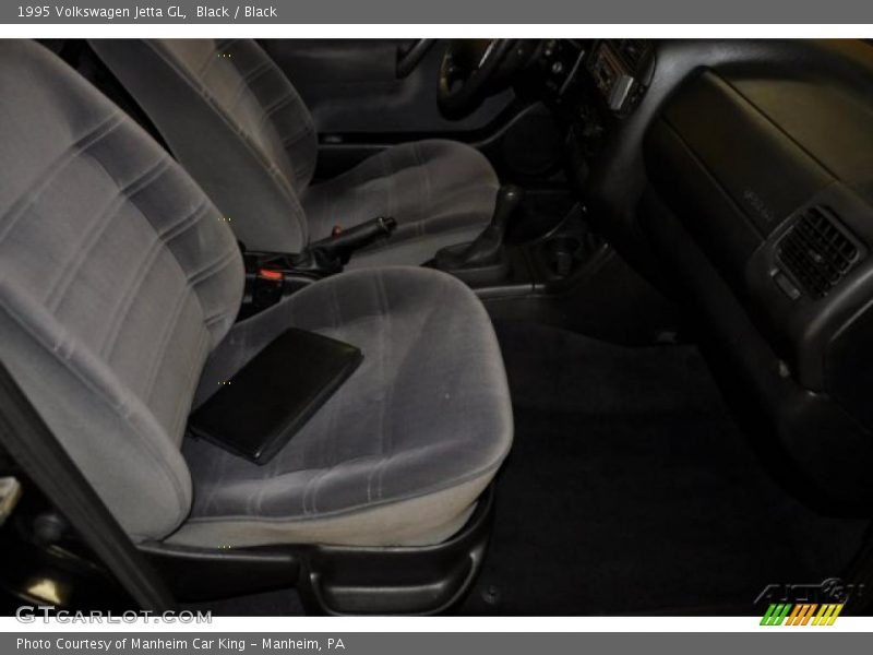 Black / Black 1995 Volkswagen Jetta GL