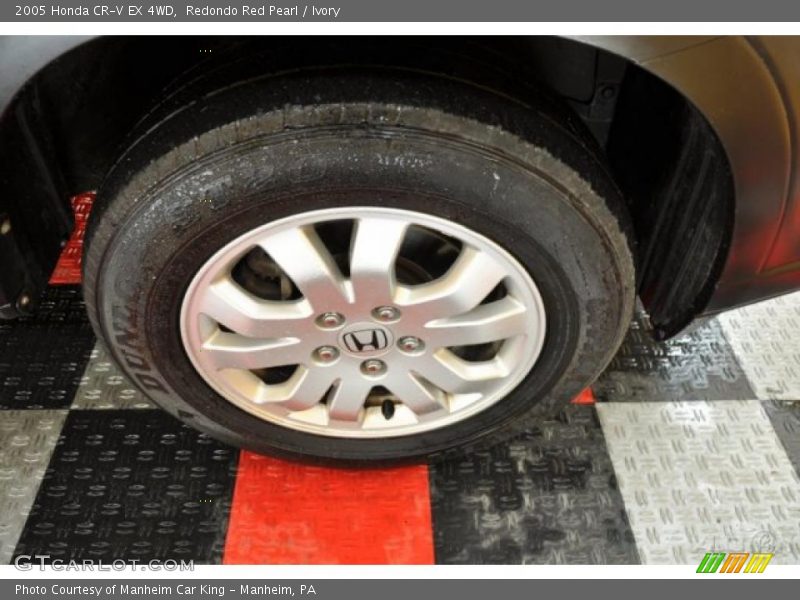 Redondo Red Pearl / Ivory 2005 Honda CR-V EX 4WD