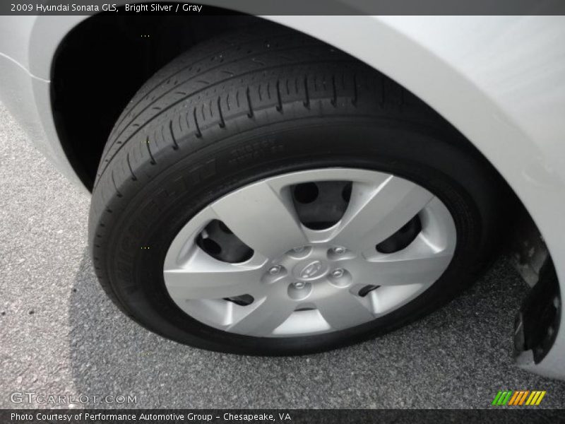 Bright Silver / Gray 2009 Hyundai Sonata GLS