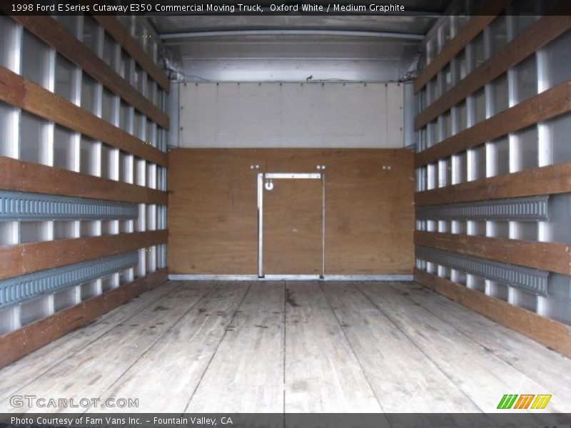 Oxford White / Medium Graphite 1998 Ford E Series Cutaway E350 Commercial Moving Truck