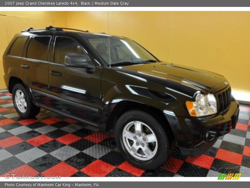 Black / Medium Slate Gray 2007 Jeep Grand Cherokee Laredo 4x4