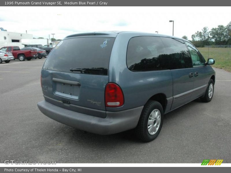 Medium Blue Pearl / Gray 1996 Plymouth Grand Voyager SE