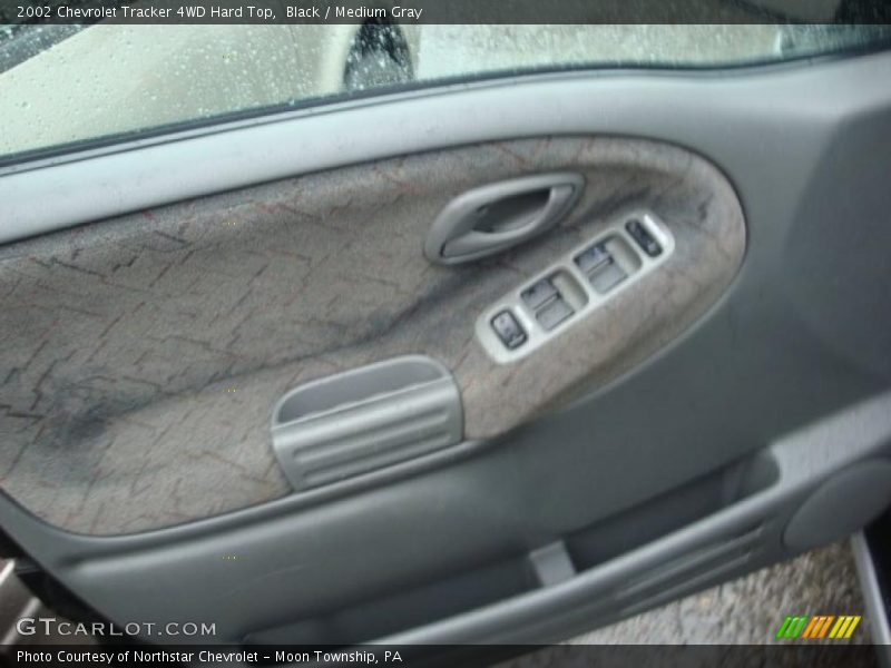 Black / Medium Gray 2002 Chevrolet Tracker 4WD Hard Top