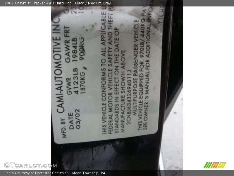 Black / Medium Gray 2002 Chevrolet Tracker 4WD Hard Top