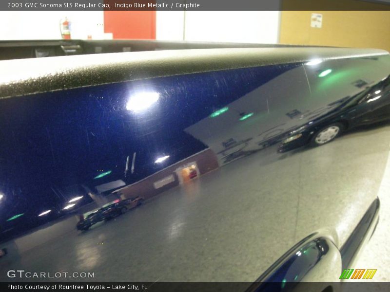 Indigo Blue Metallic / Graphite 2003 GMC Sonoma SLS Regular Cab