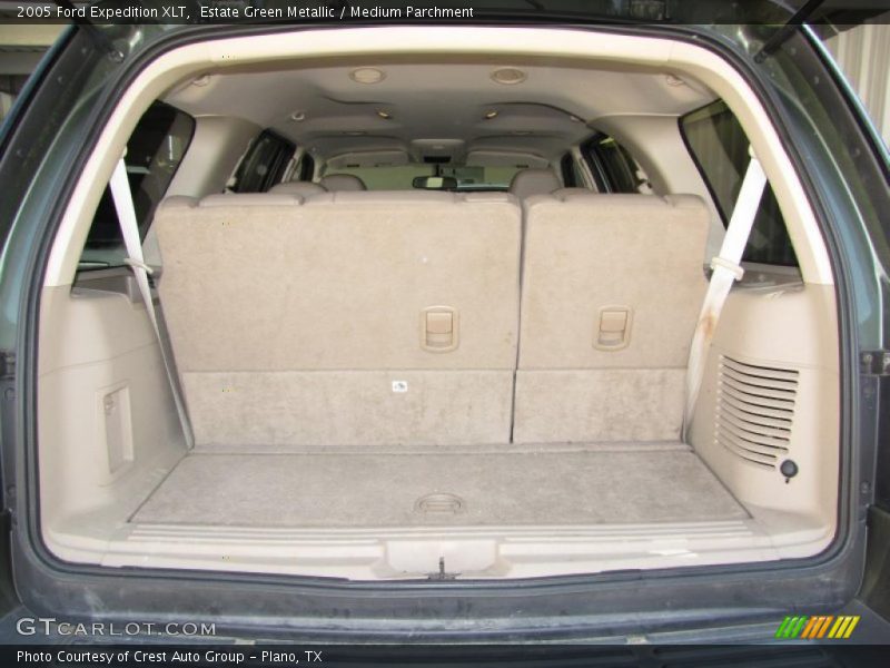 Estate Green Metallic / Medium Parchment 2005 Ford Expedition XLT