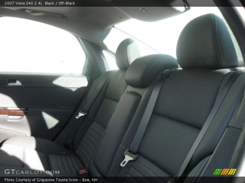 Black / Off-Black 2007 Volvo S40 2.4i