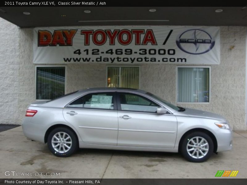 Classic Silver Metallic / Ash 2011 Toyota Camry XLE V6