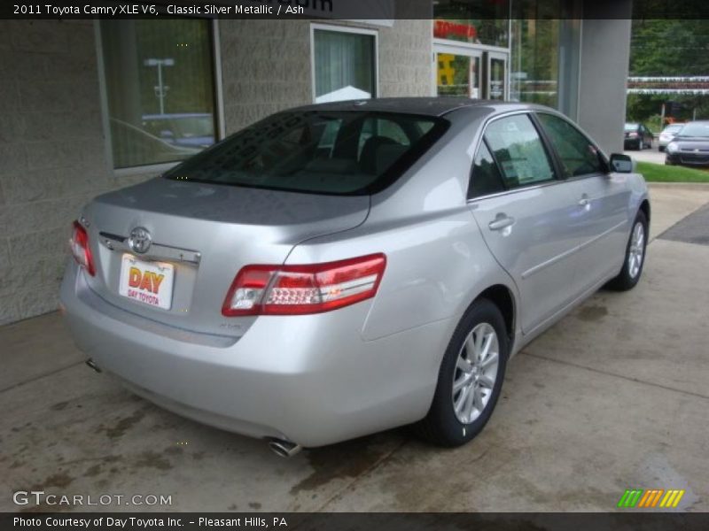 Classic Silver Metallic / Ash 2011 Toyota Camry XLE V6
