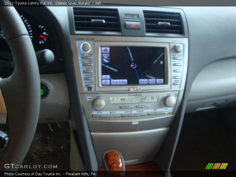 Classic Silver Metallic / Ash 2011 Toyota Camry XLE V6