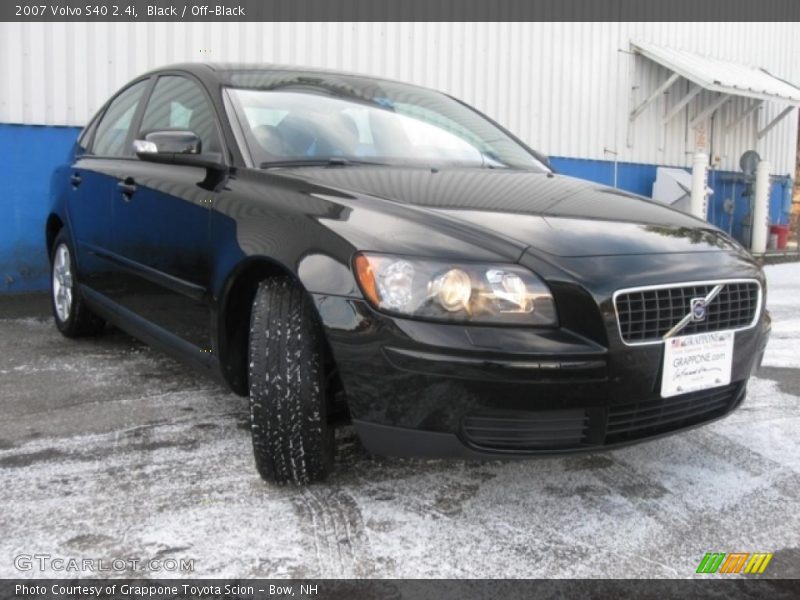 Black / Off-Black 2007 Volvo S40 2.4i
