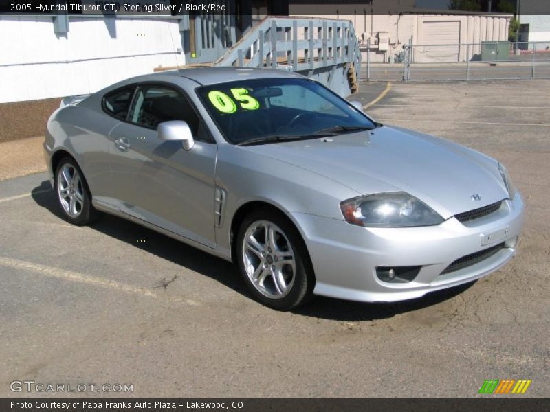 Sterling Silver / Black/Red 2005 Hyundai Tiburon GT