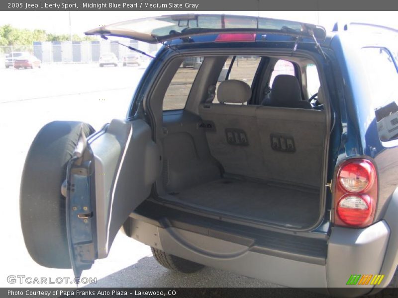 Midnight Blue Pearl / Medium Slate Gray 2005 Jeep Liberty Sport