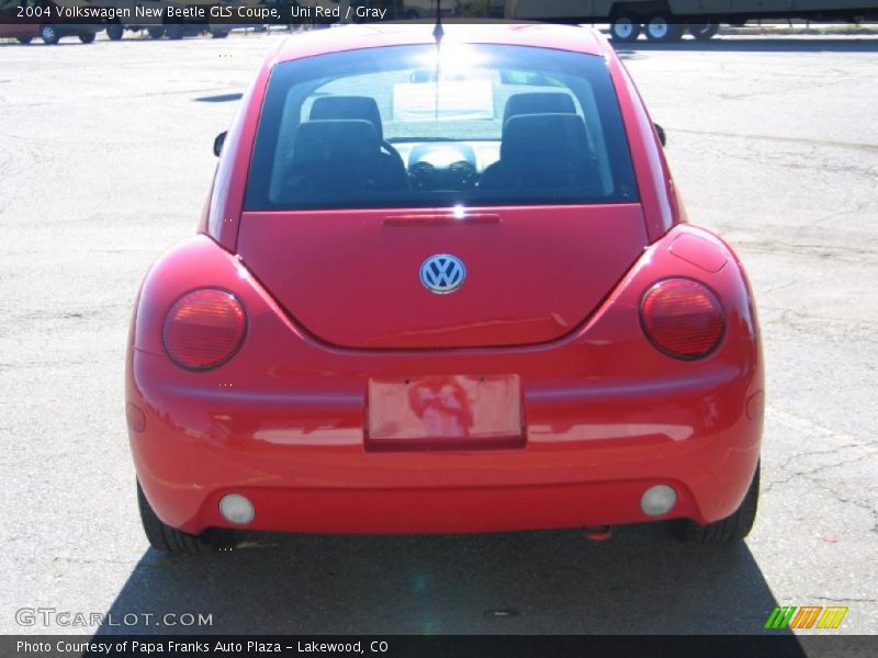 Uni Red / Gray 2004 Volkswagen New Beetle GLS Coupe