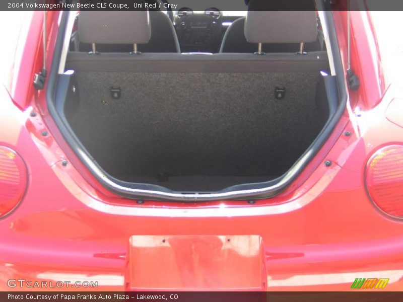 Uni Red / Gray 2004 Volkswagen New Beetle GLS Coupe