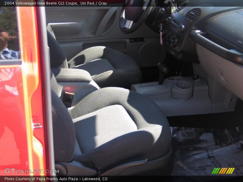 Uni Red / Gray 2004 Volkswagen New Beetle GLS Coupe