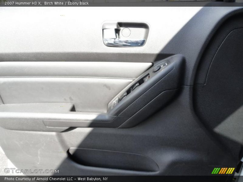 Birch White / Ebony Black 2007 Hummer H3 X