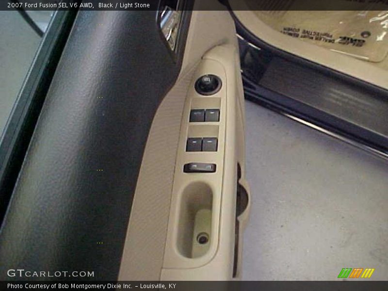 Black / Light Stone 2007 Ford Fusion SEL V6 AWD