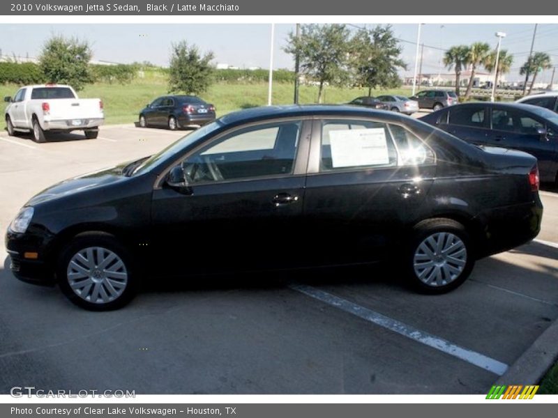 Black / Latte Macchiato 2010 Volkswagen Jetta S Sedan