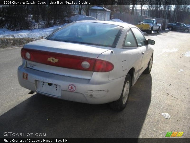 Ultra Silver Metallic / Graphite 2004 Chevrolet Cavalier Coupe