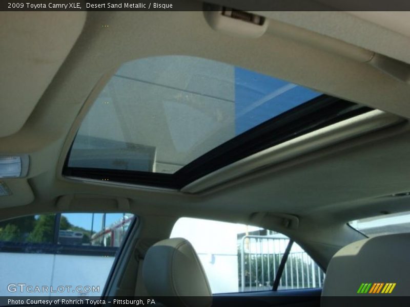 Desert Sand Metallic / Bisque 2009 Toyota Camry XLE