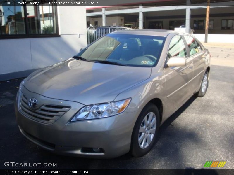 Desert Sand Metallic / Bisque 2009 Toyota Camry XLE
