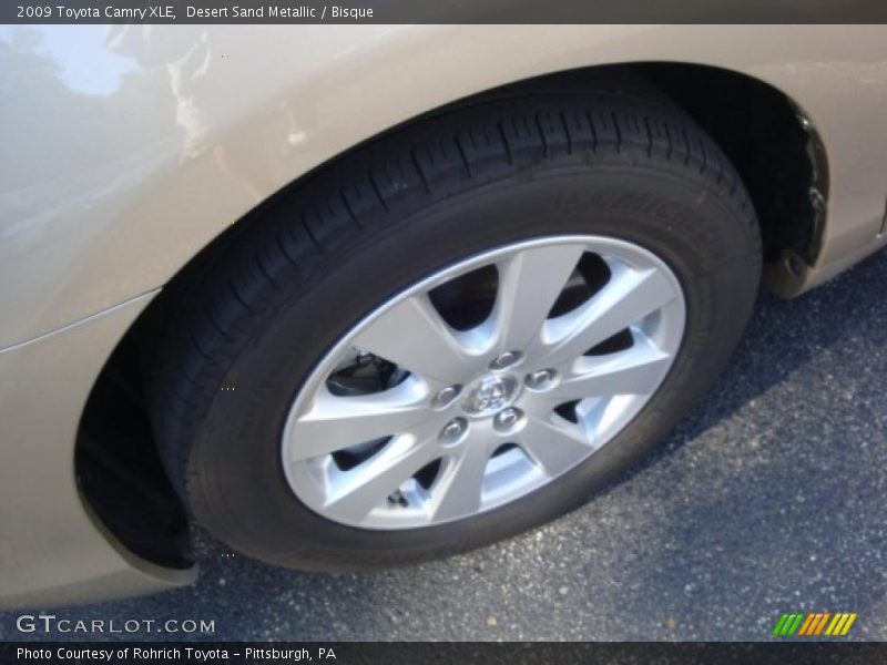 Desert Sand Metallic / Bisque 2009 Toyota Camry XLE