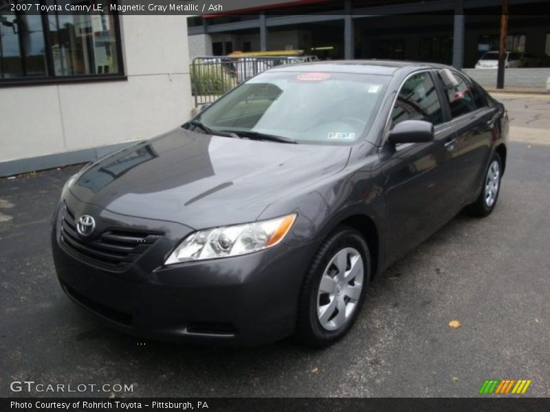 Magnetic Gray Metallic / Ash 2007 Toyota Camry LE