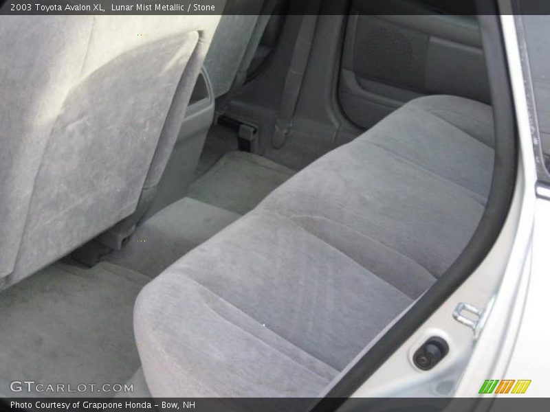 Lunar Mist Metallic / Stone 2003 Toyota Avalon XL