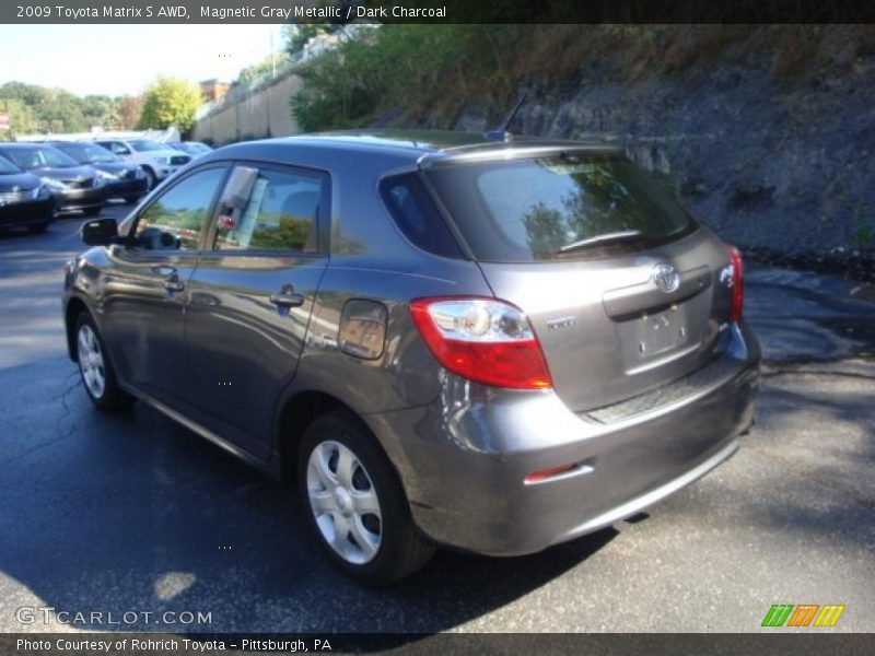 Magnetic Gray Metallic / Dark Charcoal 2009 Toyota Matrix S AWD