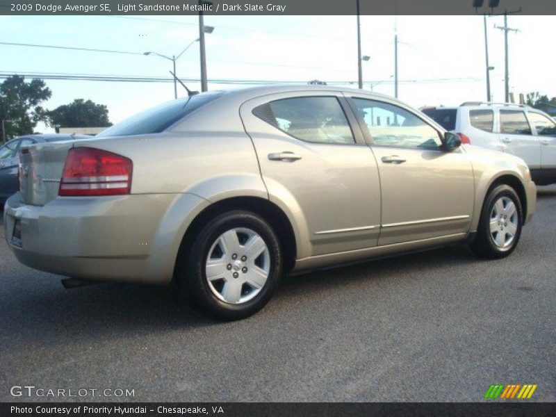 Light Sandstone Metallic / Dark Slate Gray 2009 Dodge Avenger SE