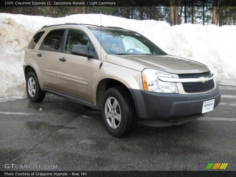 Sandstone Metallic / Light Cashmere 2005 Chevrolet Equinox LS