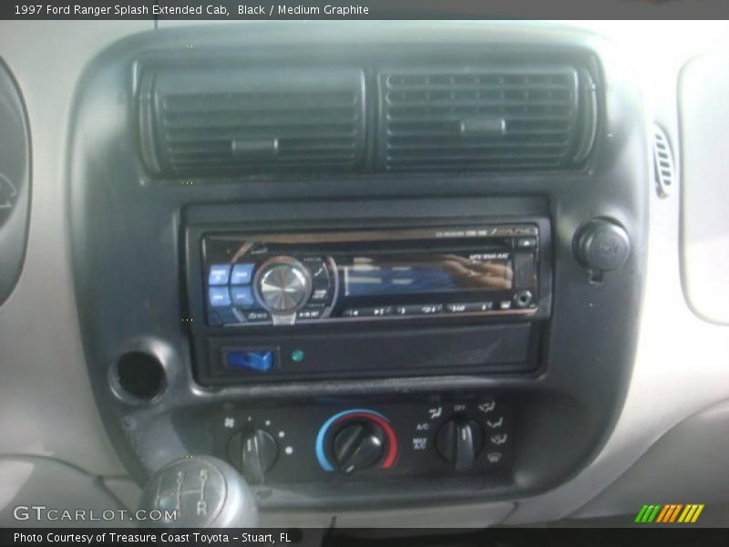 Black / Medium Graphite 1997 Ford Ranger Splash Extended Cab