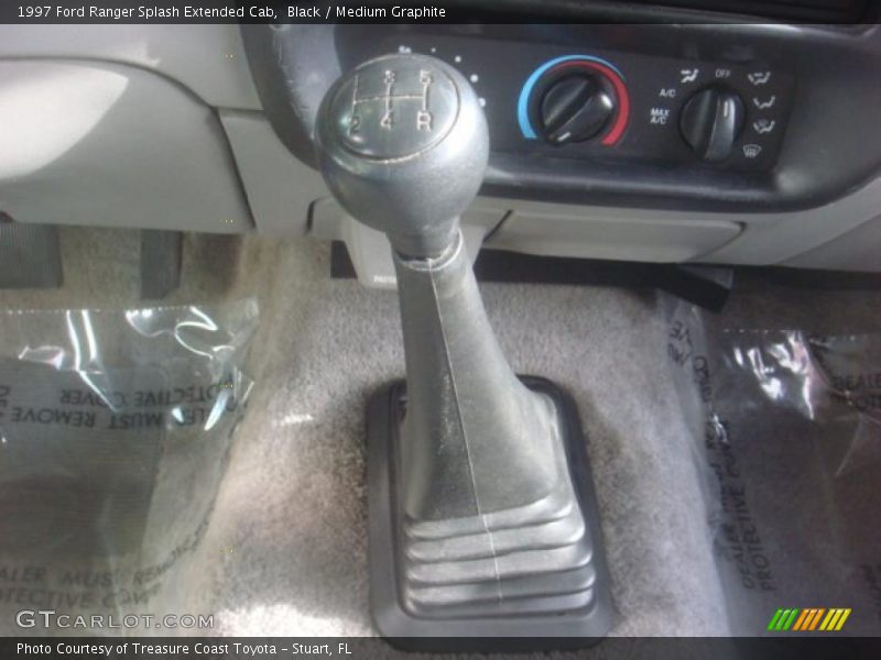 Black / Medium Graphite 1997 Ford Ranger Splash Extended Cab
