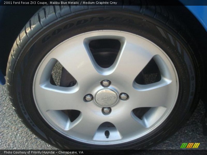 Malibu Blue Metallic / Medium Graphite Grey 2001 Ford Focus ZX3 Coupe