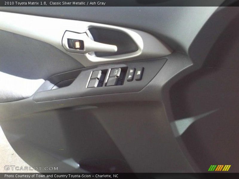 Classic Silver Metallic / Ash Gray 2010 Toyota Matrix 1.8