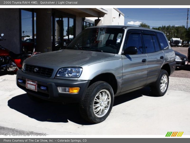 Quicksilver / Light Charcoal 2000 Toyota RAV4 4WD