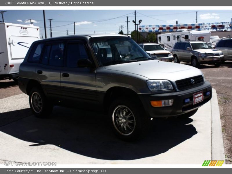 Quicksilver / Light Charcoal 2000 Toyota RAV4 4WD